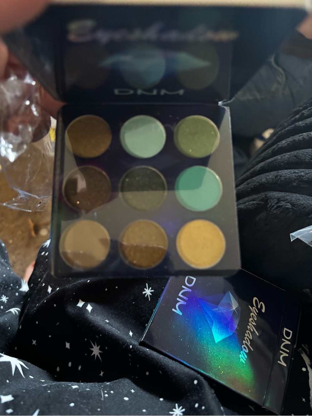 Eyeshadow Palette - Green & Gold Shades